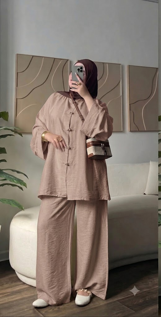nadine chic — vue 4