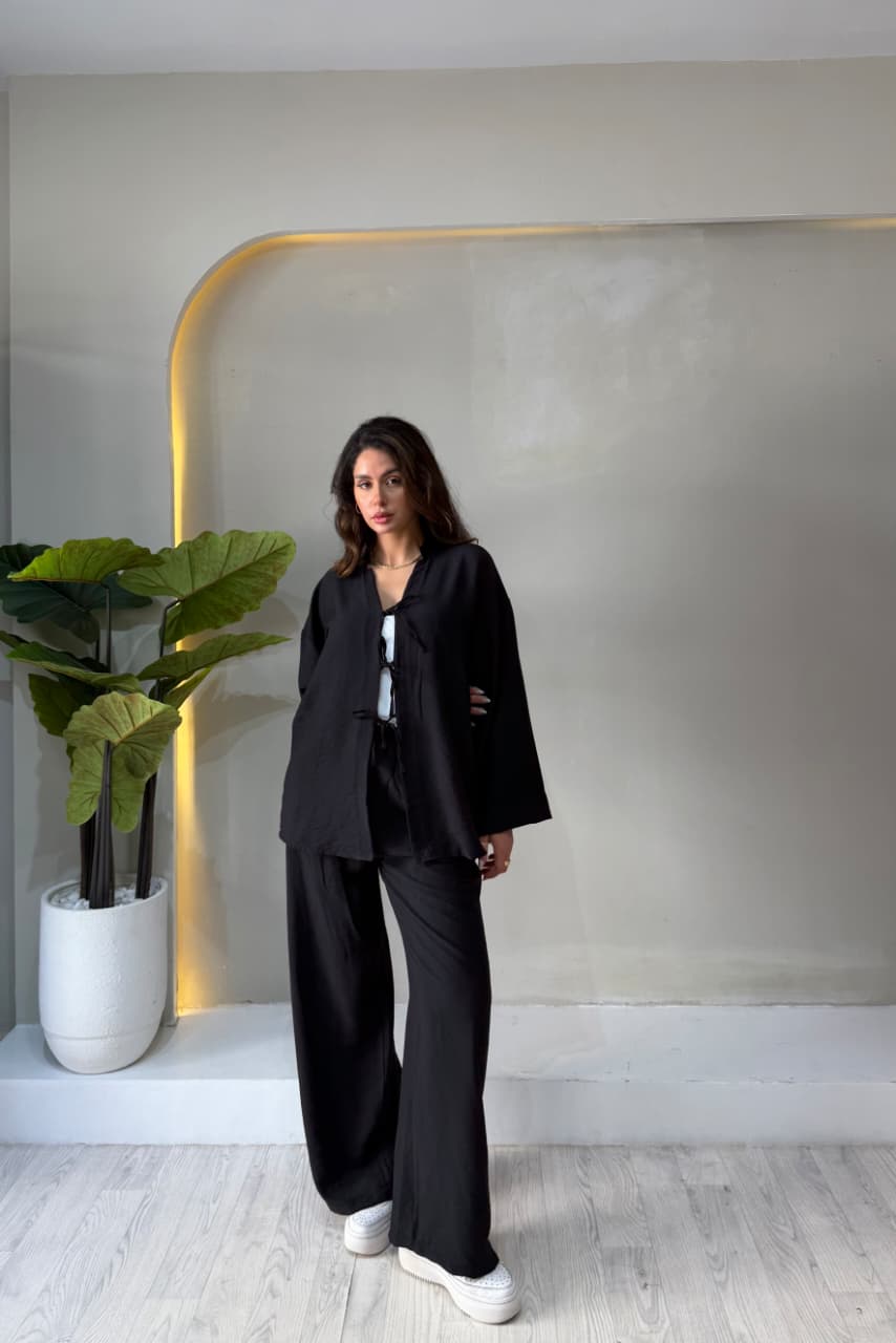 set nadine — vue 4